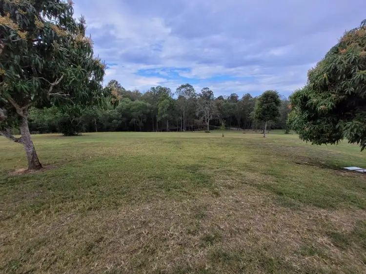 146 McIntosh Creek Road, Mcintosh Creek QLD 4570