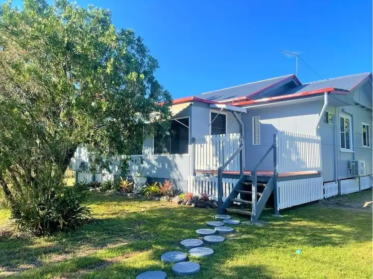 300 Slade Point Rd, Slade Point QLD 4740