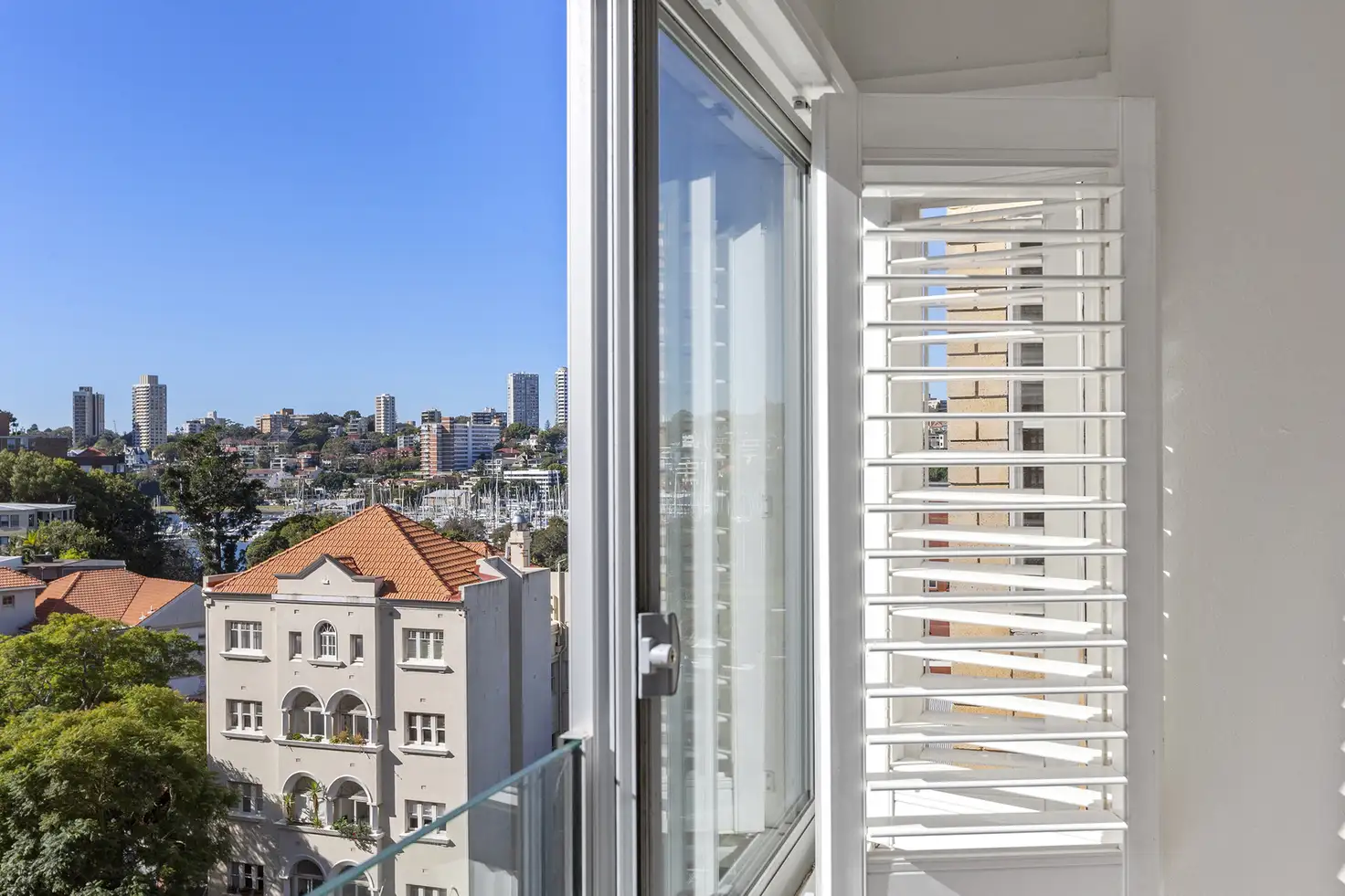 Main view of Homely studio listing, 47/51 Roslyn Gardens, Elizabeth Bay NSW 2011