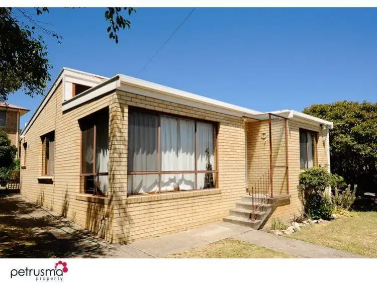3 Short Street, Lindisfarne TAS 7015
