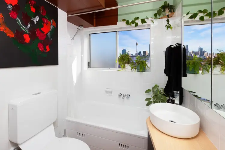 Fifth view of Homely studio listing, 42/15 Wylde Street, Potts Point NSW 2011