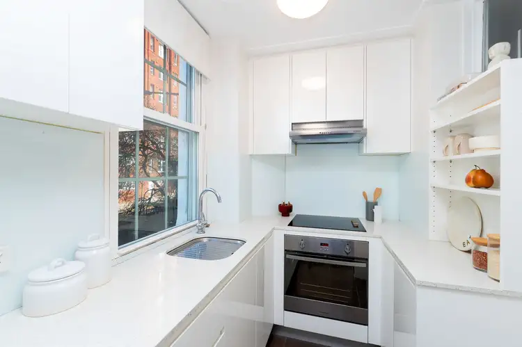 Fourth view of Homely apartment listing, 3/2 Greenknowe Avenue, Elizabeth Bay NSW 2011