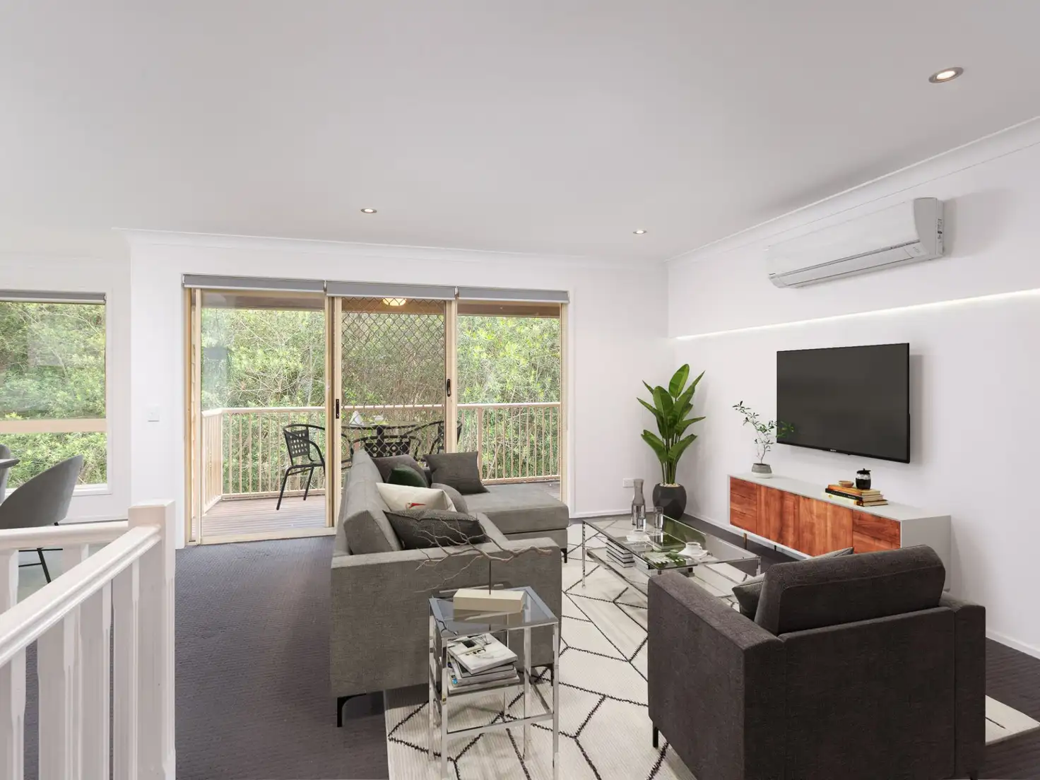 Main view of Homely townhouse listing, 15/232 Guineas Creek Road, Elanora QLD 4221