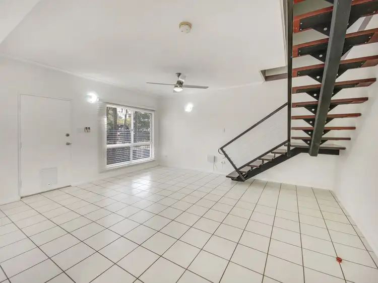 2/33 Lancewood Street, Rosebery NT 832