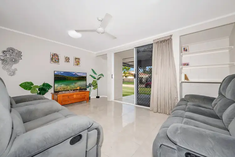Fifth view of Homely block of units listing, 2 Wandella Street, Cranbrook QLD 4814