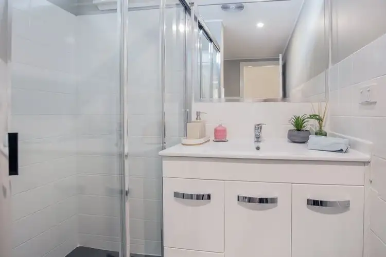 Sixth view of Homely unit listing, 4/10 Monaco Street, Surfers Paradise QLD 4217
