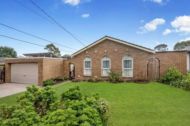 10 Tracey Street, Bayswater VIC 3153