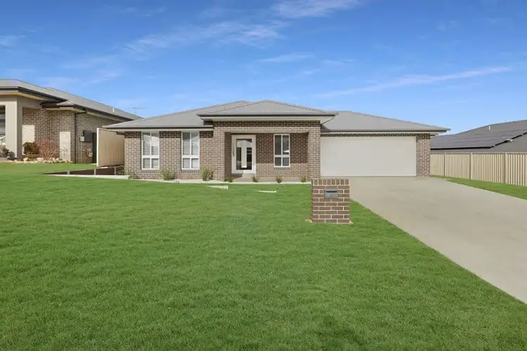 Fifth view of Homely house listing, 10 Keystone Rise, Kelso NSW 2795