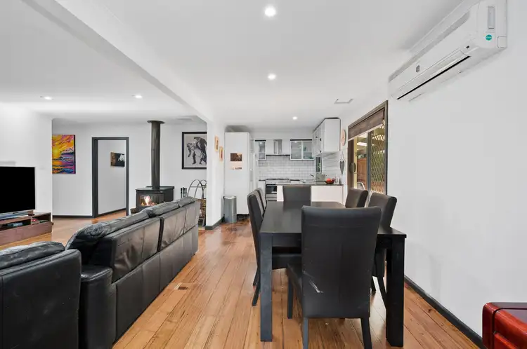 Fifth view of Homely house listing, 2 Caladenia Court, Wandong VIC 3758