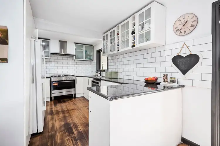 Sixth view of Homely house listing, 2 Caladenia Court, Wandong VIC 3758