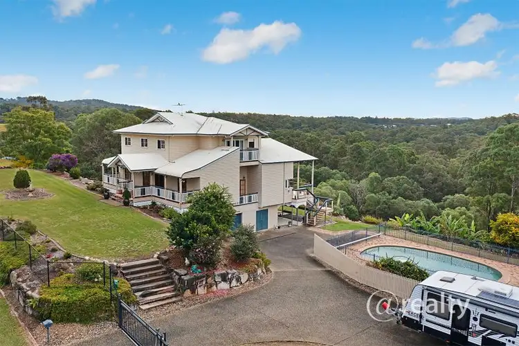 16 Forest Road, Cashmere QLD 4500