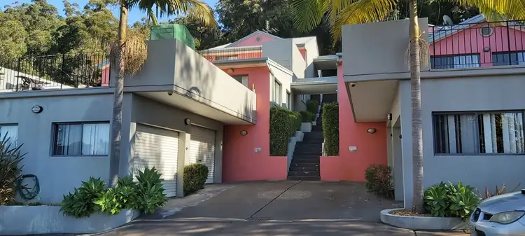 2/63 Pacific Hwy, Ourimbah NSW 2258