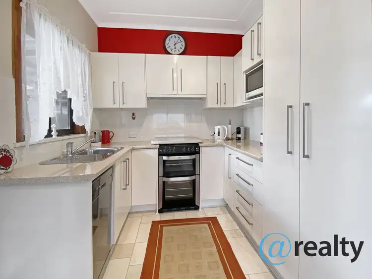 82 Charmhaven Avenue, Charmhaven NSW 2263