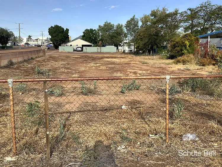 122 Ibis St, Longreach QLD 4730