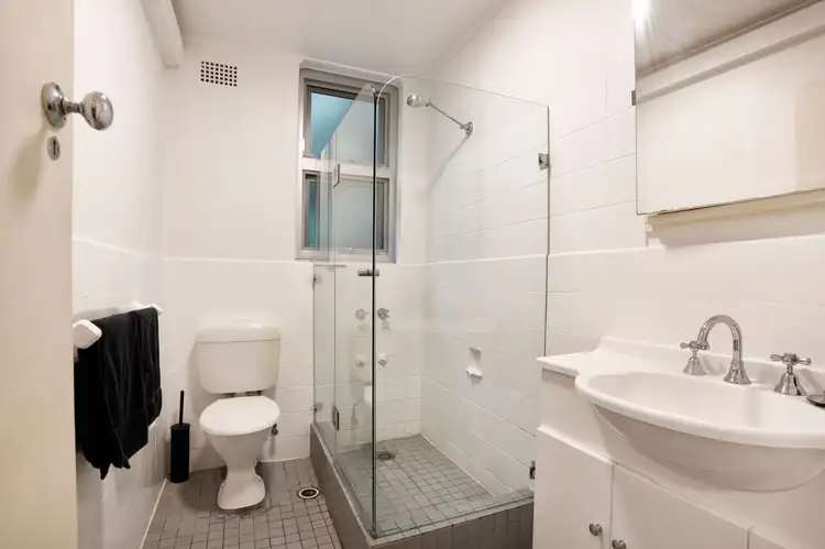 Sixth view of Homely apartment listing, 4/78 New Beach Road, Darling Point NSW 2027