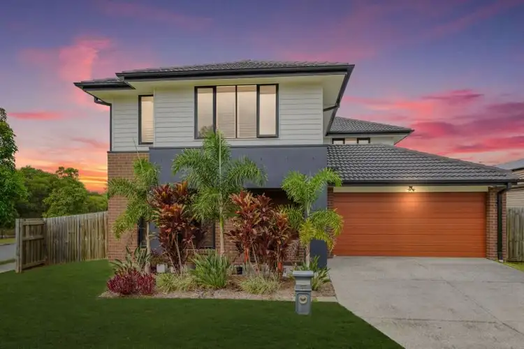 33 Sundown Circuit, North Lakes QLD 4509