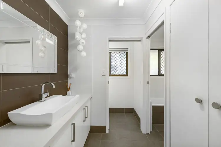 Fifth view of Homely house listing, 2 Aaron Court, Wellington Point QLD 4160