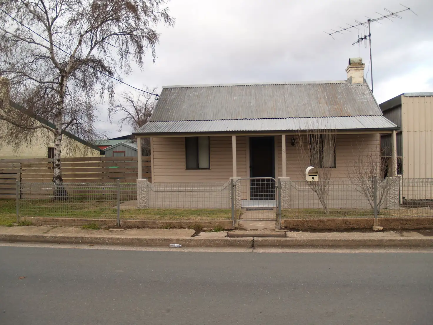 Main view of Homely house listing, 9 Taylor Street, Goulburn NSW 2580