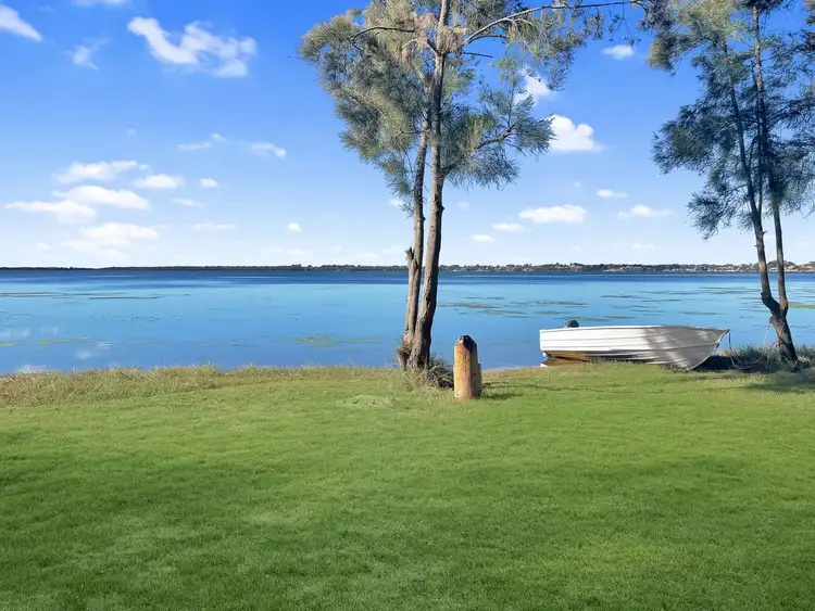 101 The Corso, Gorokan NSW 2263