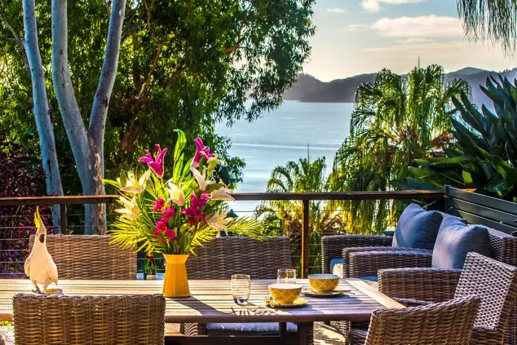 Sunset Waters 11/3 Banksia Court, Hamilton Island QLD 4803