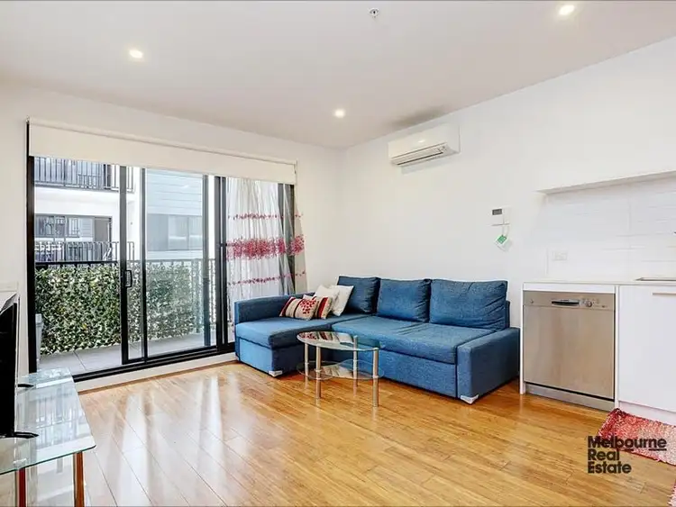 8 Olive York Way