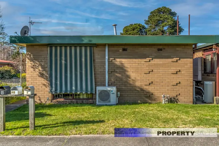 4/3 Linton Avenue, Moe VIC 3825