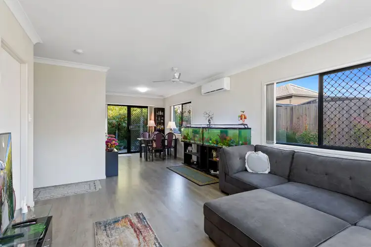 28 Peacock Road