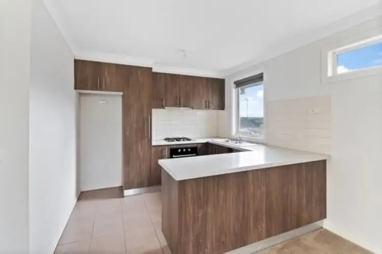 Fifth view of Homely townhouse listing, 2/29 Sherwin Street, Whittlesea VIC 3757