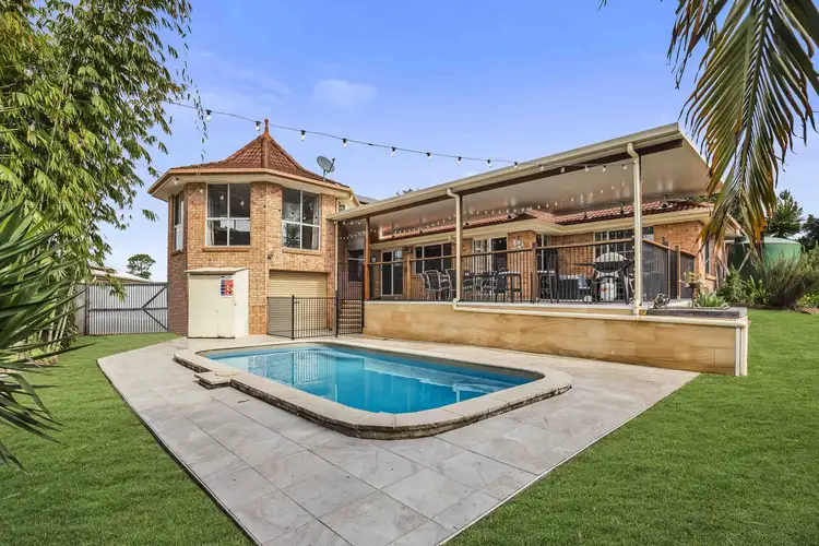 11 Wallers Court, Petrie QLD 4502