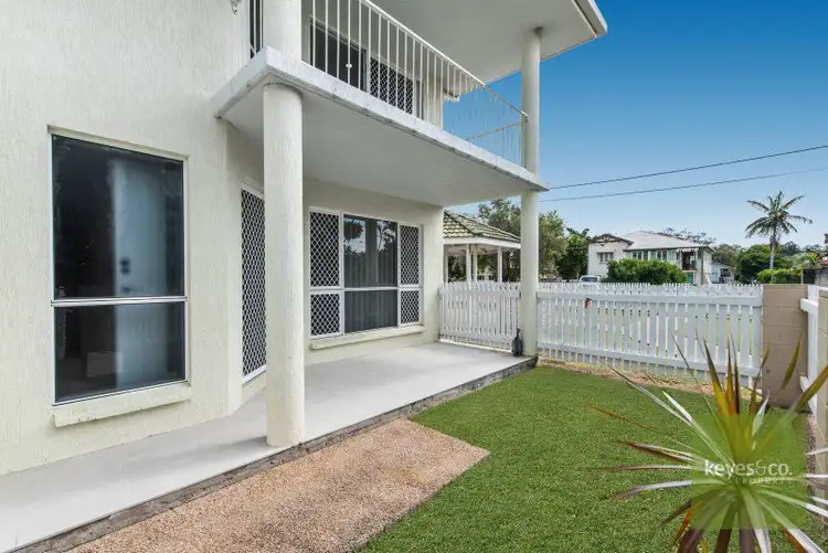 Main view of Homely townhouse listing, 1/52 Camp Street, Mundingburra QLD 4812