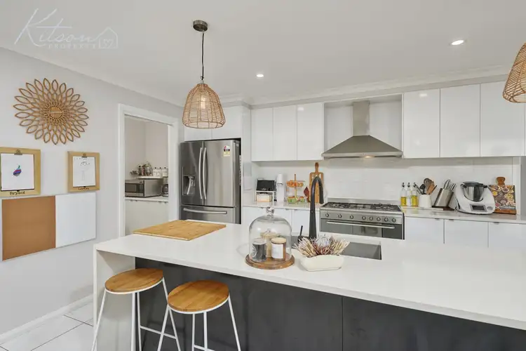 Second view of Homely house listing, 4 Mordie Place, Gobbagombalin NSW 2650