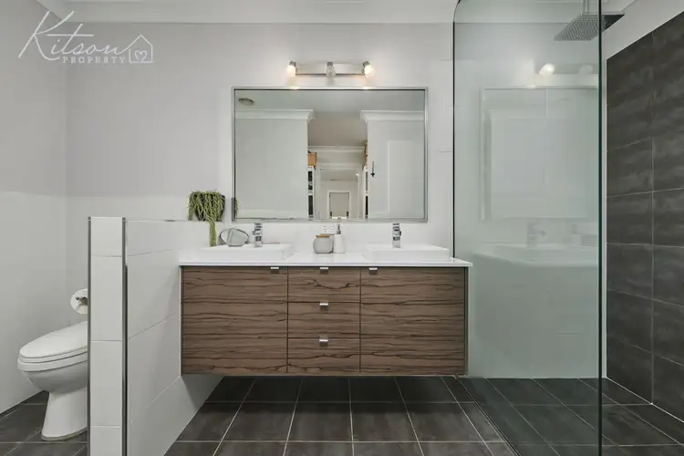 Seventh view of Homely house listing, 4 Mordie Place, Gobbagombalin NSW 2650