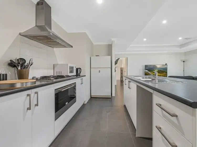 2 Culham Court, Thornlie WA 6108