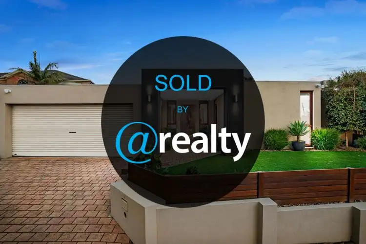 6 Quail Way, Rowville VIC 3178