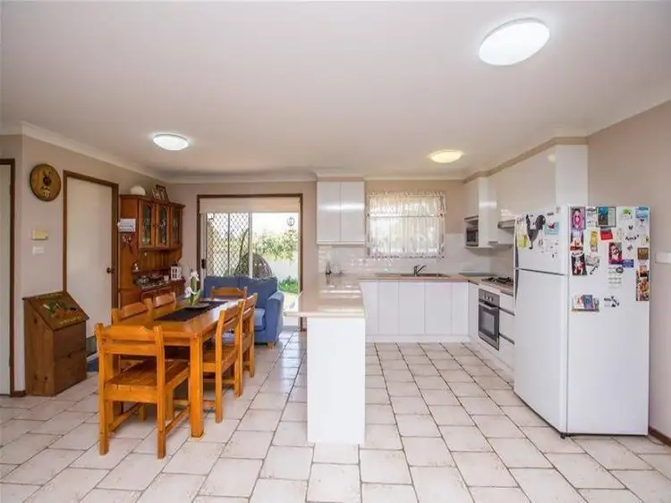 Fifth view of Homely house listing, 2 Truscott Drive, Ashmont NSW 2650