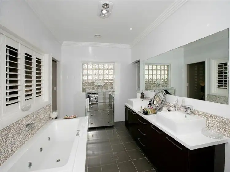 Fifth view of Homely house listing, 42 Franklin Drive, Estella NSW 2650