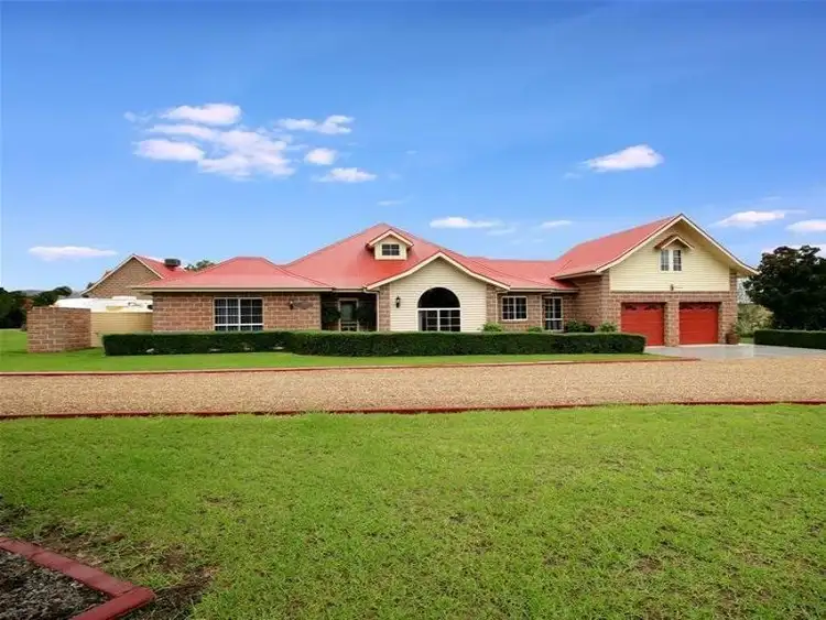 Main view of Homely house listing, 5 Hovea Place, Wagga Wagga NSW 2650