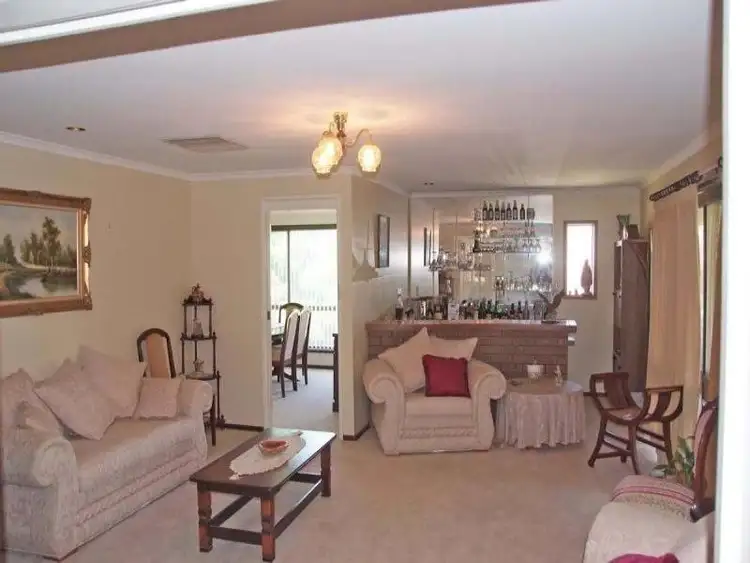 Second view of Homely house listing, 6 MacIntosh Pl, Wagga Wagga NSW 2650