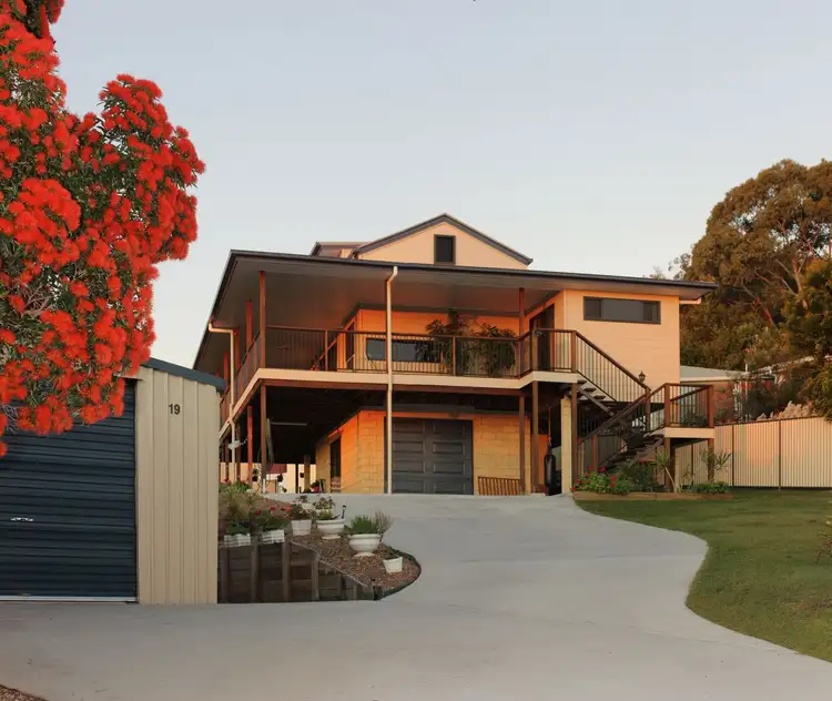 19 Coora Court, Rainbow Beach QLD 4581