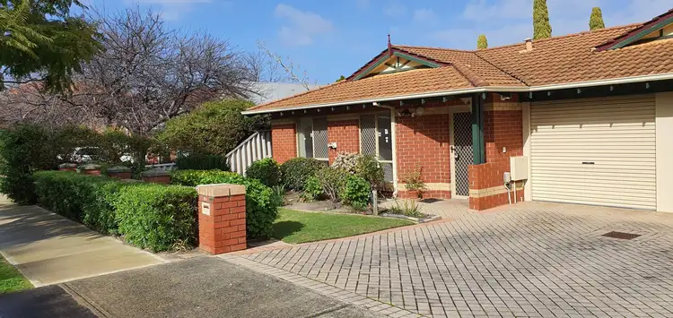 1/104 Surrey Rd, Rivervale WA 6103