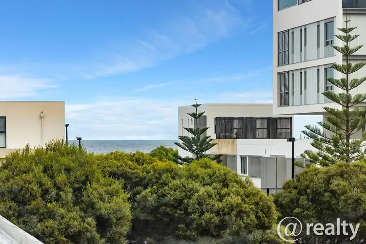 10/25 O'Connor Close, North Coogee WA 6163