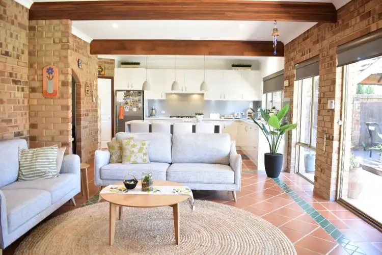 Fifth view of Homely house listing, 2 Opal Place, Riverton WA 6148