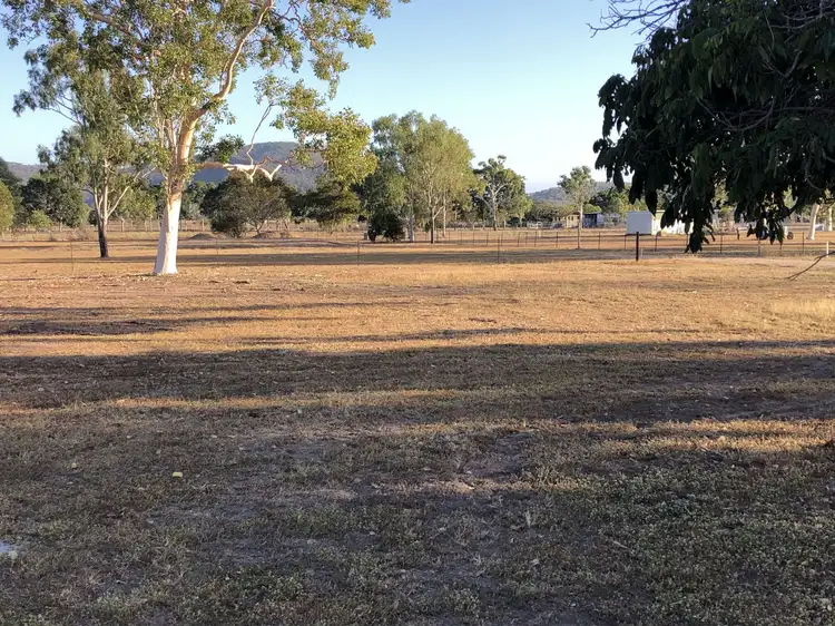 18b Duggan Drive, Alligator Creek QLD 4816