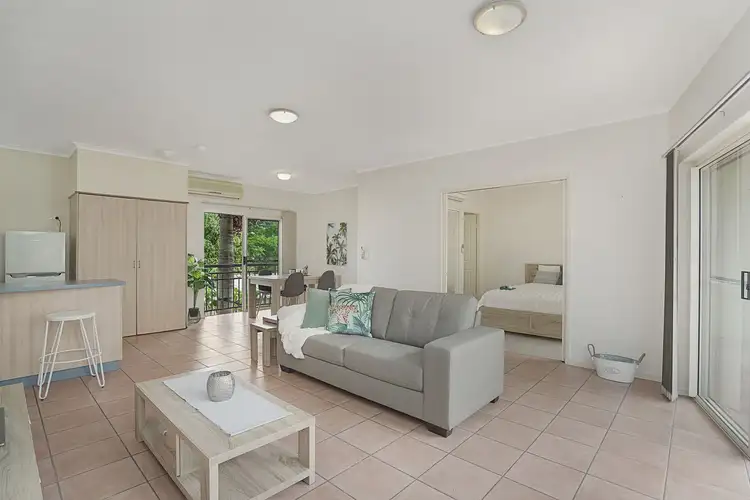 5/205 Mcleod St, Cairns North QLD 4870