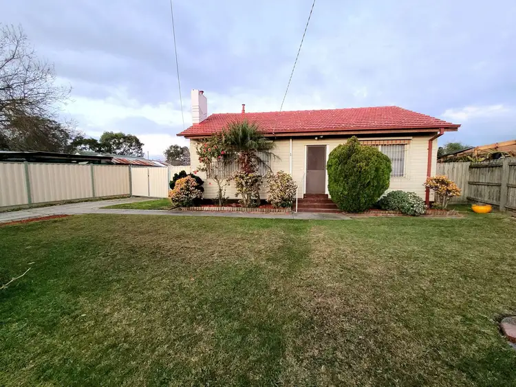 1 Claredale Rd, Doveton VIC 3177