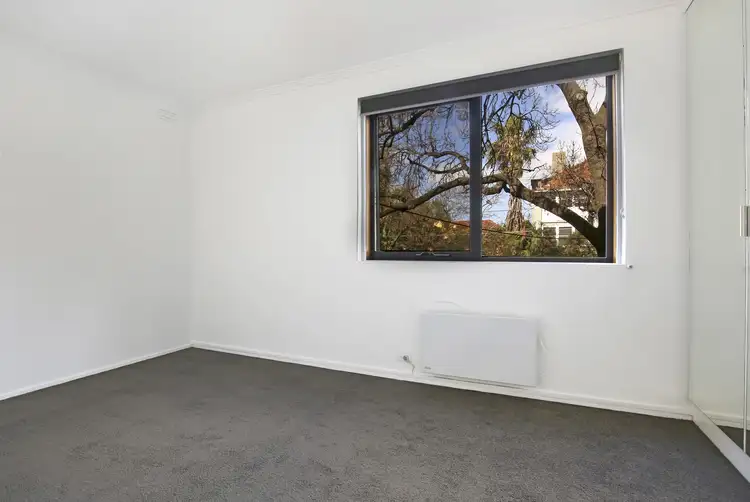 Fourth view of Homely unit listing, 5/16 Robe Street, St Kilda VIC 3182