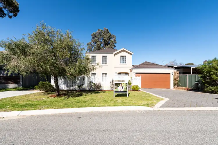 64 Moorland street, Doubleview WA 6018