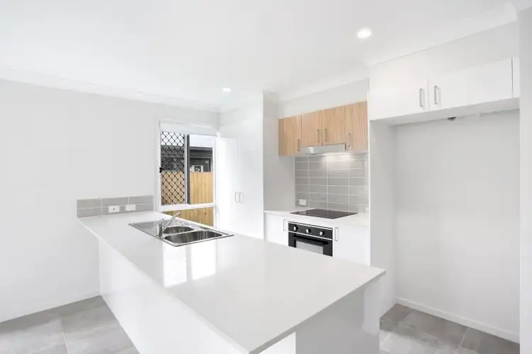 24 Anne Street, Park Ridge QLD 4125