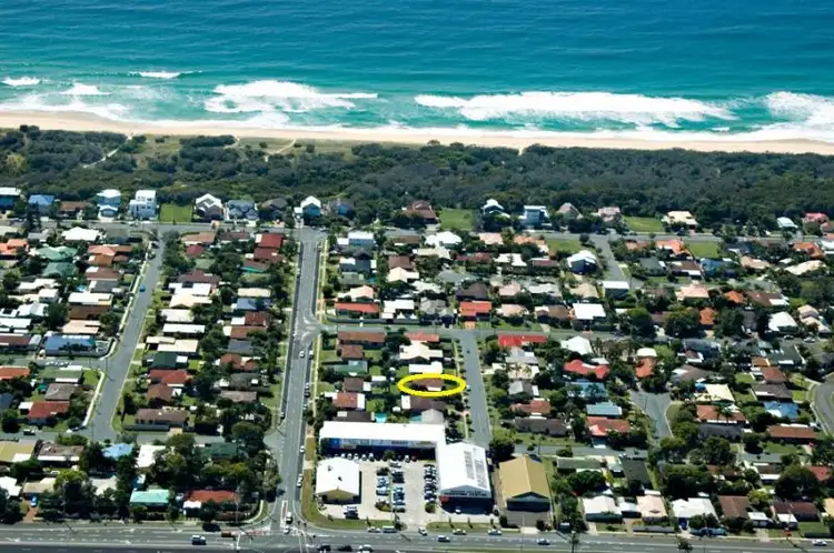 Second view of Homely house listing, 7 Ilaroo Crescent, Warana QLD 4575
