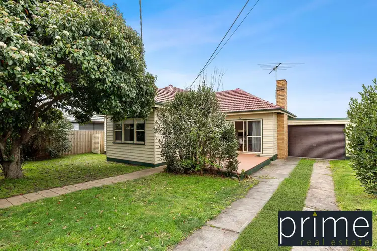 13 Highview Parade, Hamlyn Heights VIC 3215